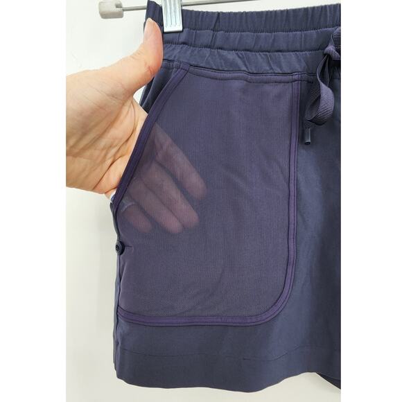 Lululemon Noir Short Cadet Blue Mesh‎ Pocket Shorts Dark Blue Purple Size 4 - Picture 10 of 12